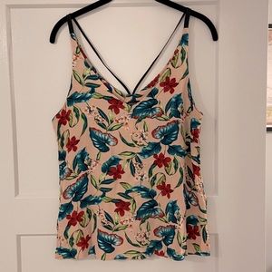 Hawaiian blouse with strap detail 🌺🍃🌸